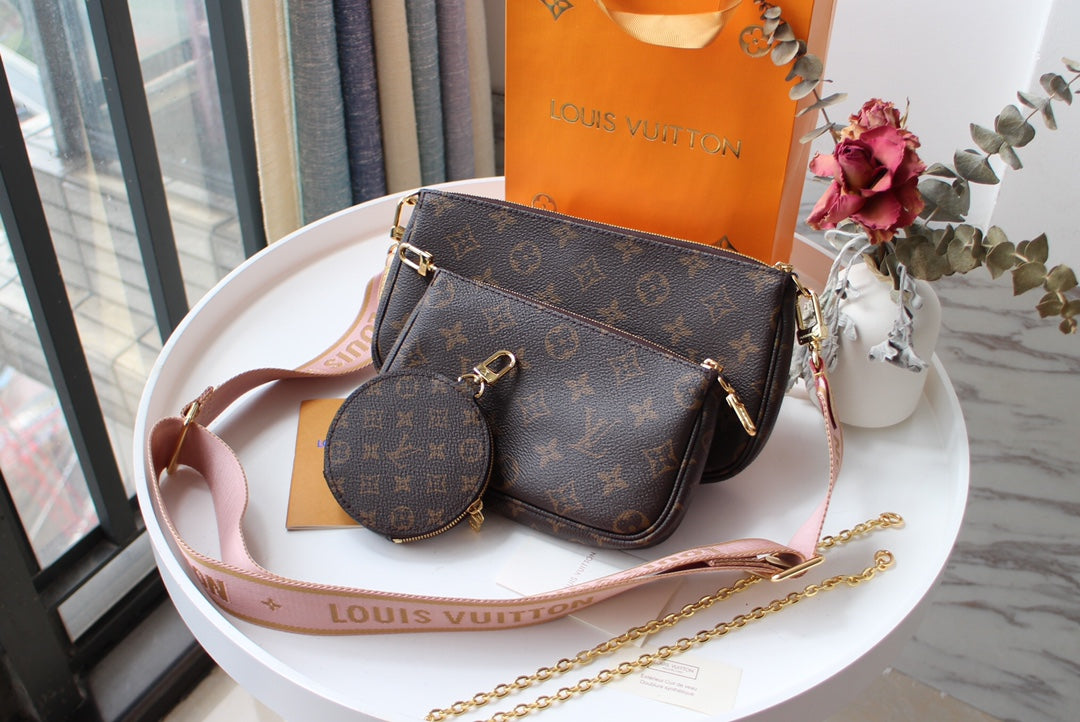 LV Multi Pochette Accessoires Monogram Canvas Cowhide GHW
