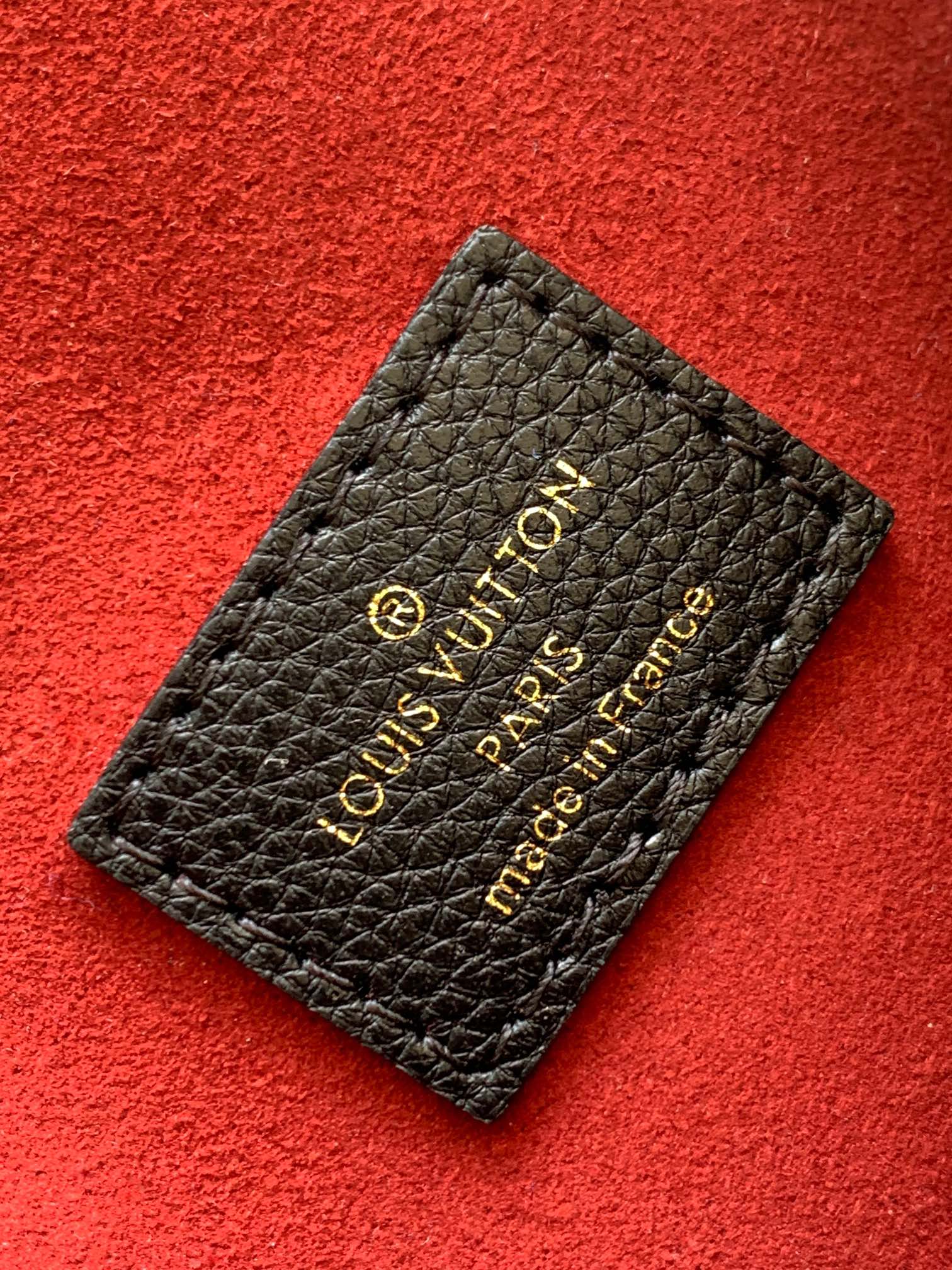 LV NéoNoé MM Black & Cream  Embossed Monogram Empreinte Cowhide 268068