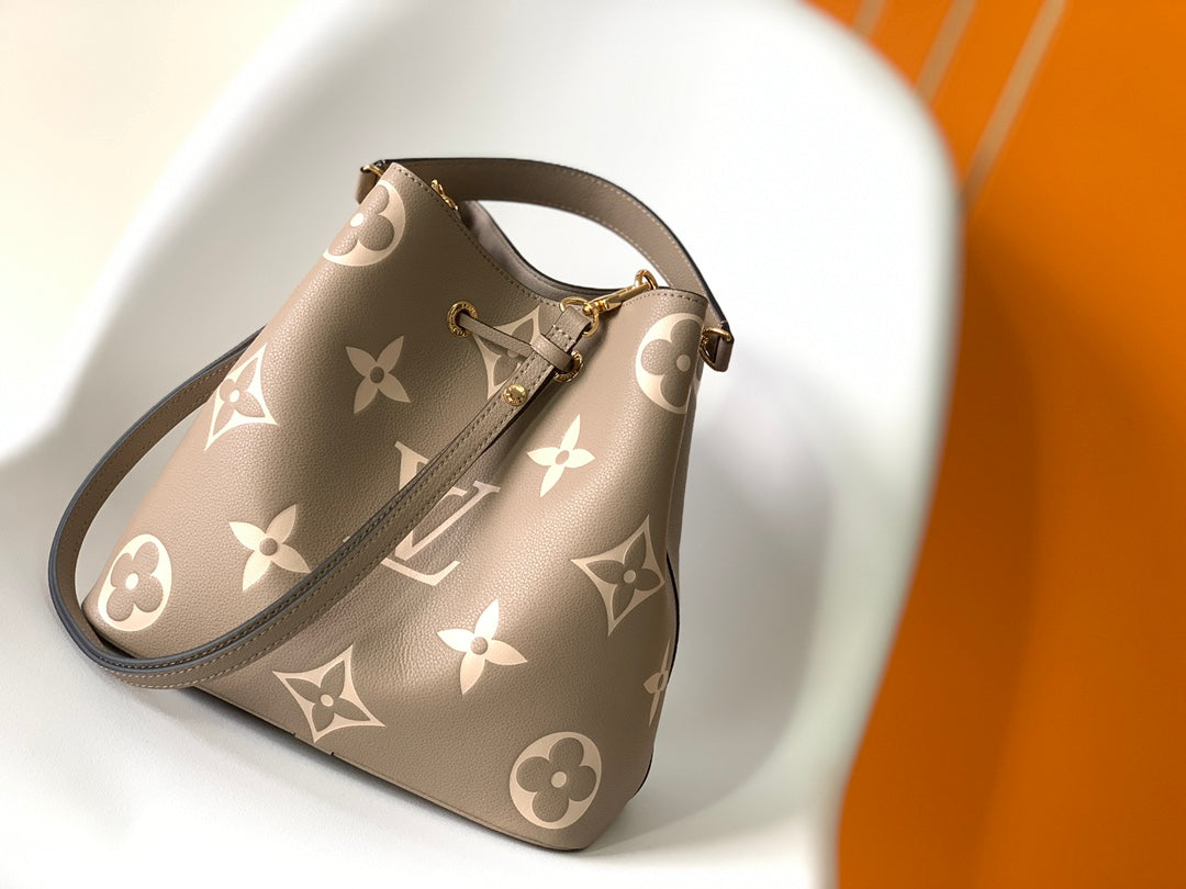 LV NéoNoé MM Tourterelle Gray & Cream  Embossed Monogram Empreinte Cowhide 268066