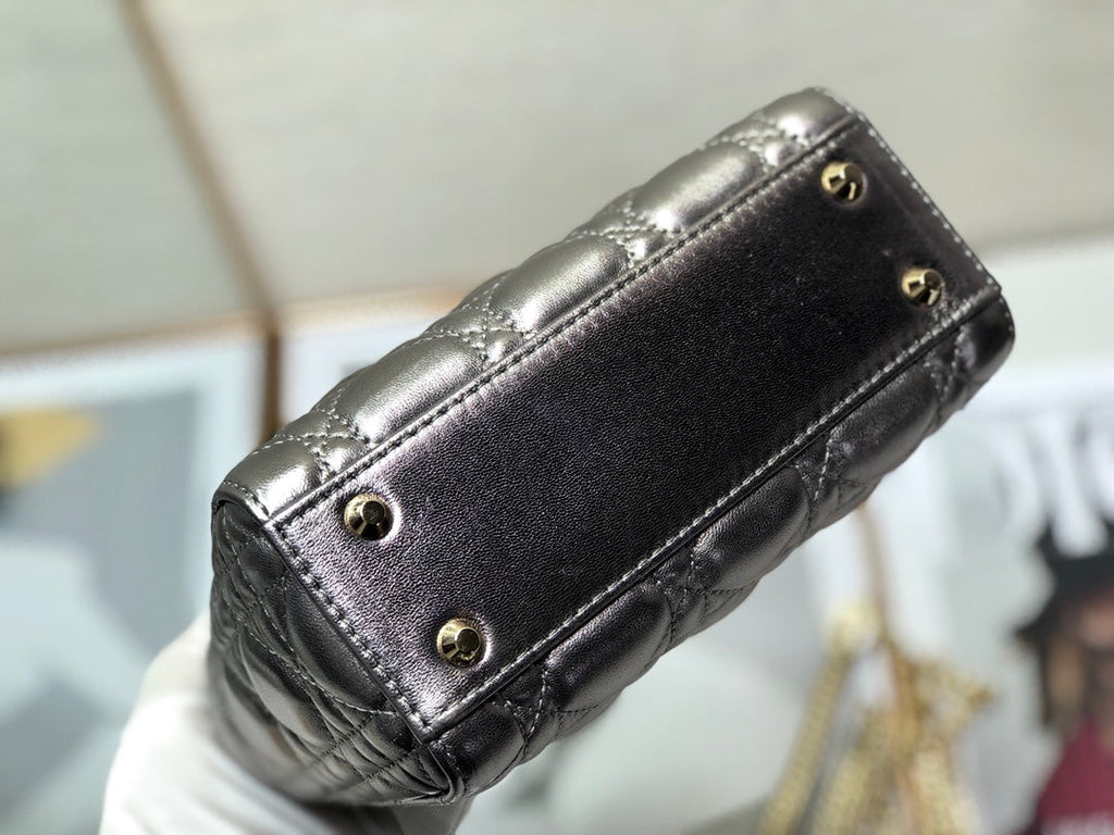 mini lady 17 dark purple metalic lambskin
