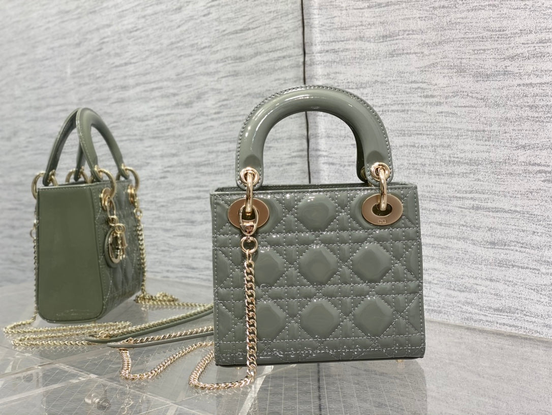 mini lady 17 rock gray patent calfskin