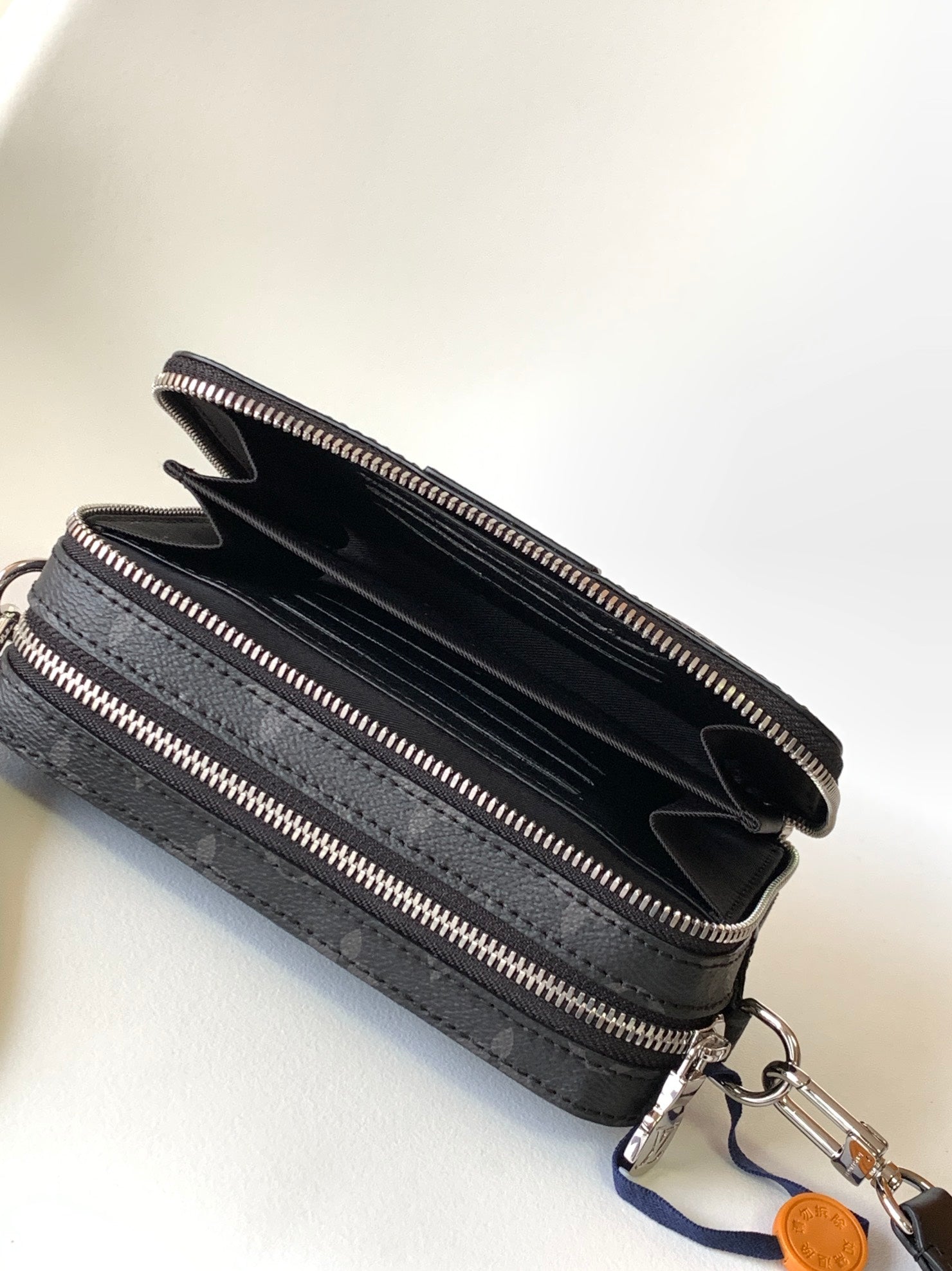 LV Alpha Wearable Wallet Black Monogram Canvas 268782