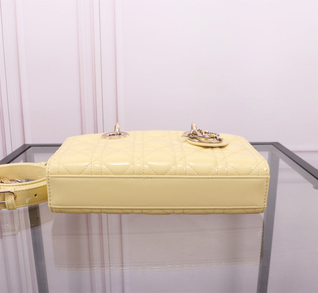 SMALL LADY D-JOY 22 YELLOW LAMBSKIN