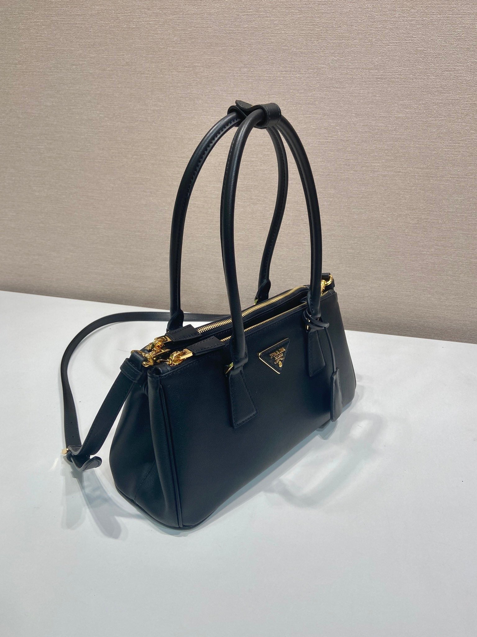 PRA New killer bag black calfskin 340495