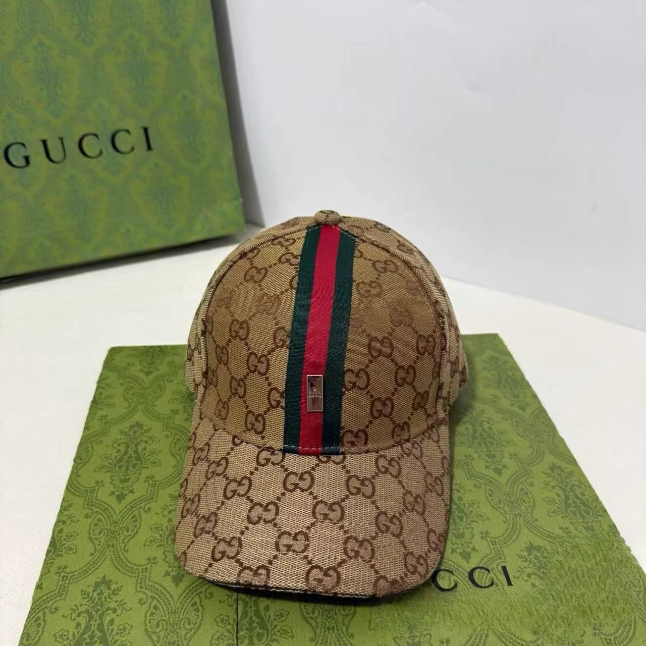 classic-luxury-hat-04-副本--1