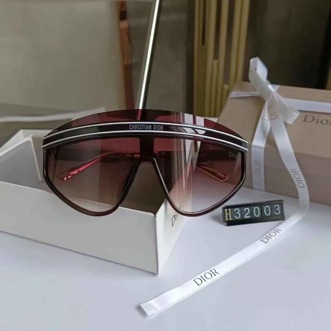 Oversized Watermark Sunglasses 832003s-sss