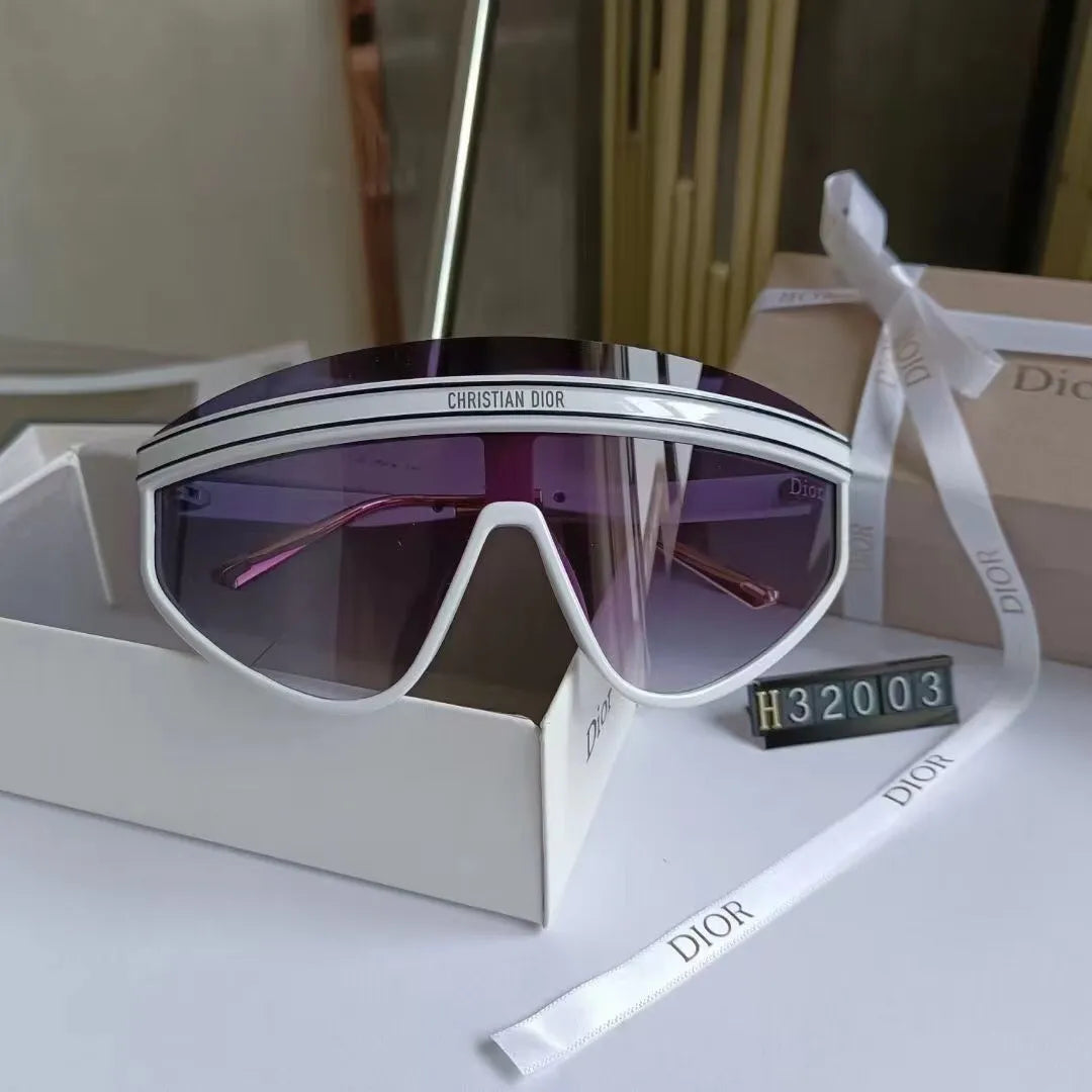 Oversized Watermark Sunglasses 832003s-sss