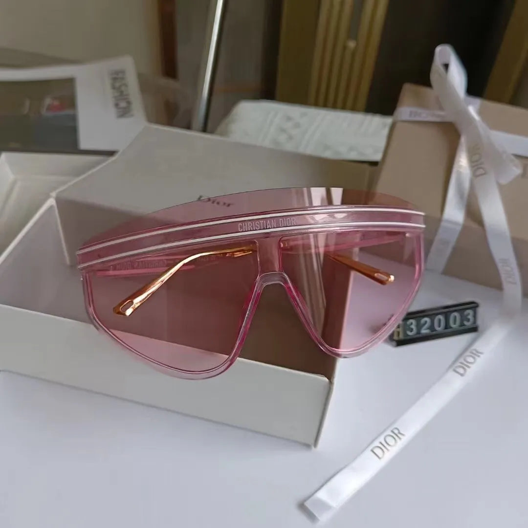 Oversized Watermark Sunglasses 832003s-sss