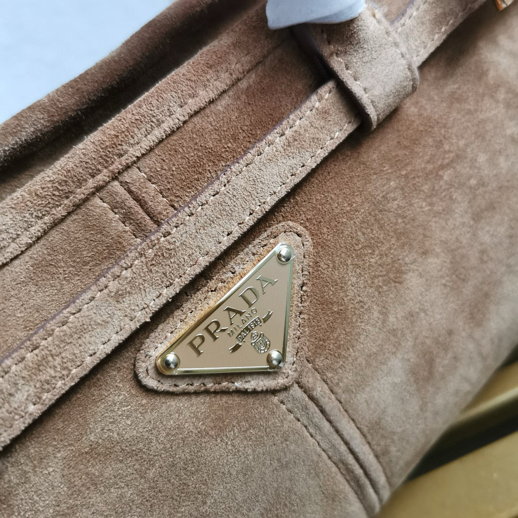 pra medium 32cm brown suede tote bag