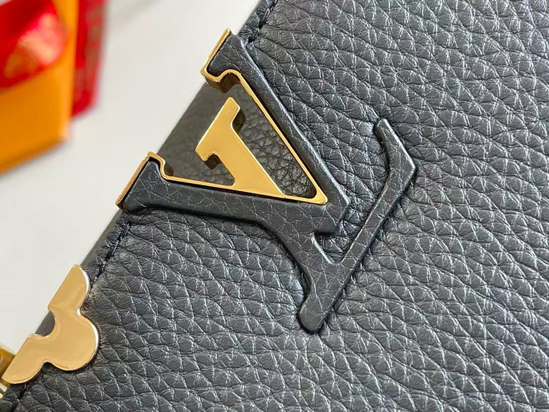 LV Capucines Handbag 27cm  Black Gold Cowhide