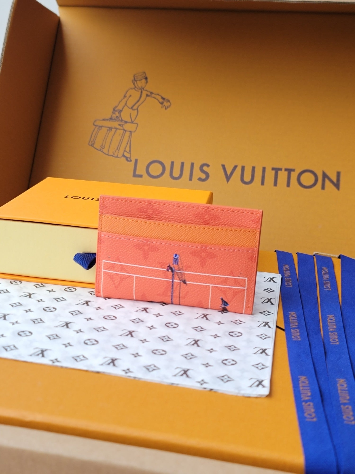 LV Double Card Holder Featuretiny Sport Scenes Printed Cowhide