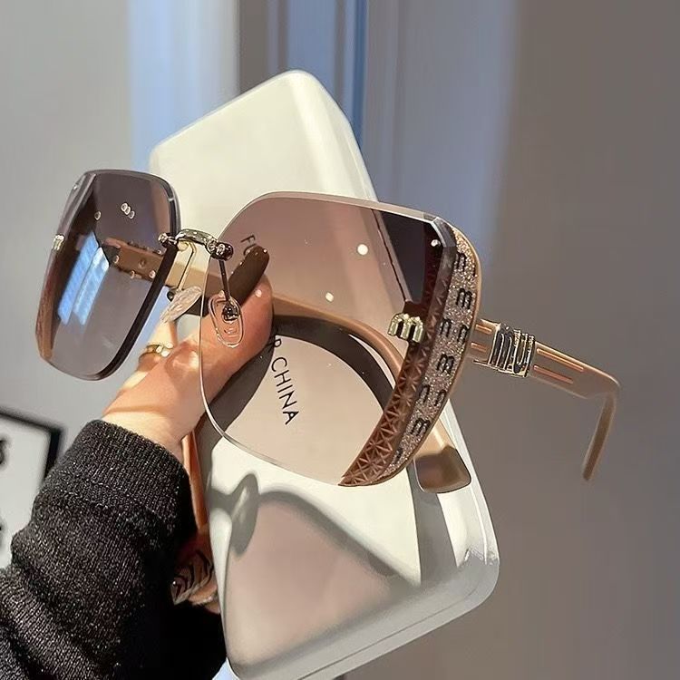 M - Stylish and Versatile High-Definition Sunglassess-sss