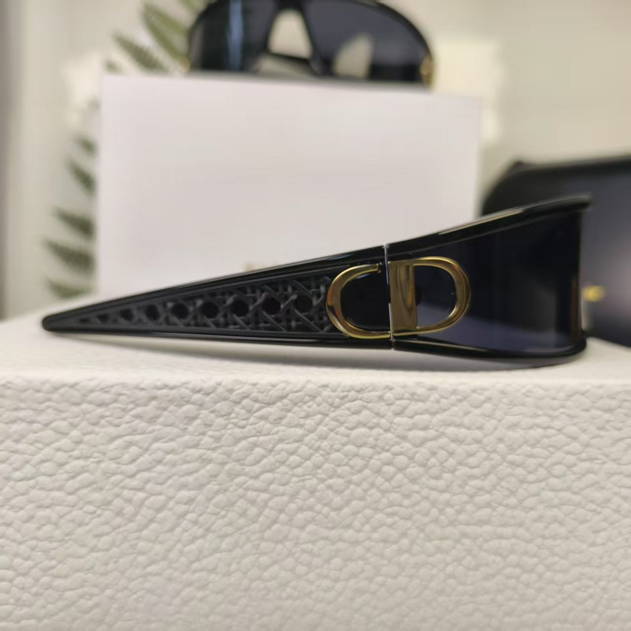Luxury Large Frame Sunglasses Y-0882s-sss