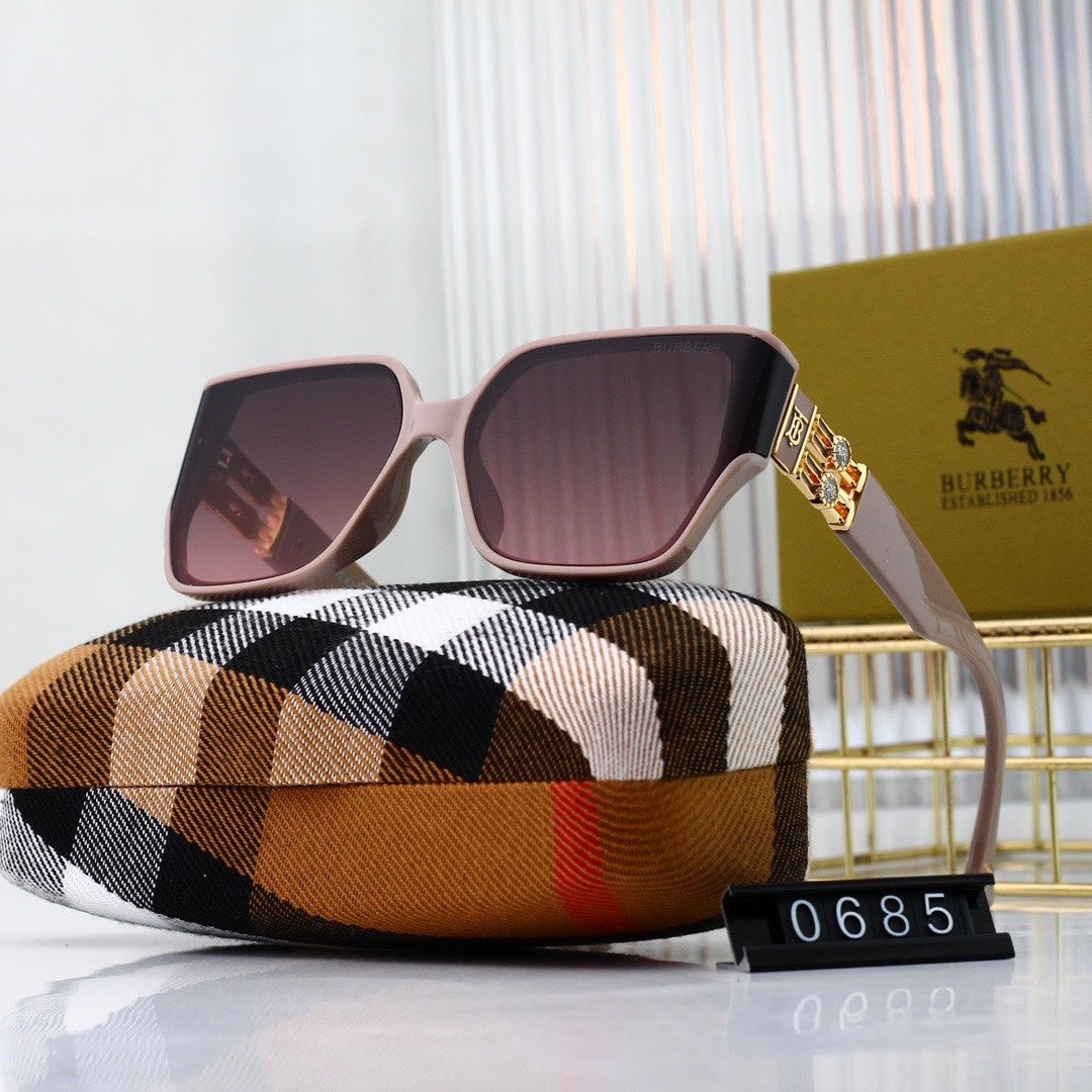 Fashion hot 7 color sunglasses 0685s-sss