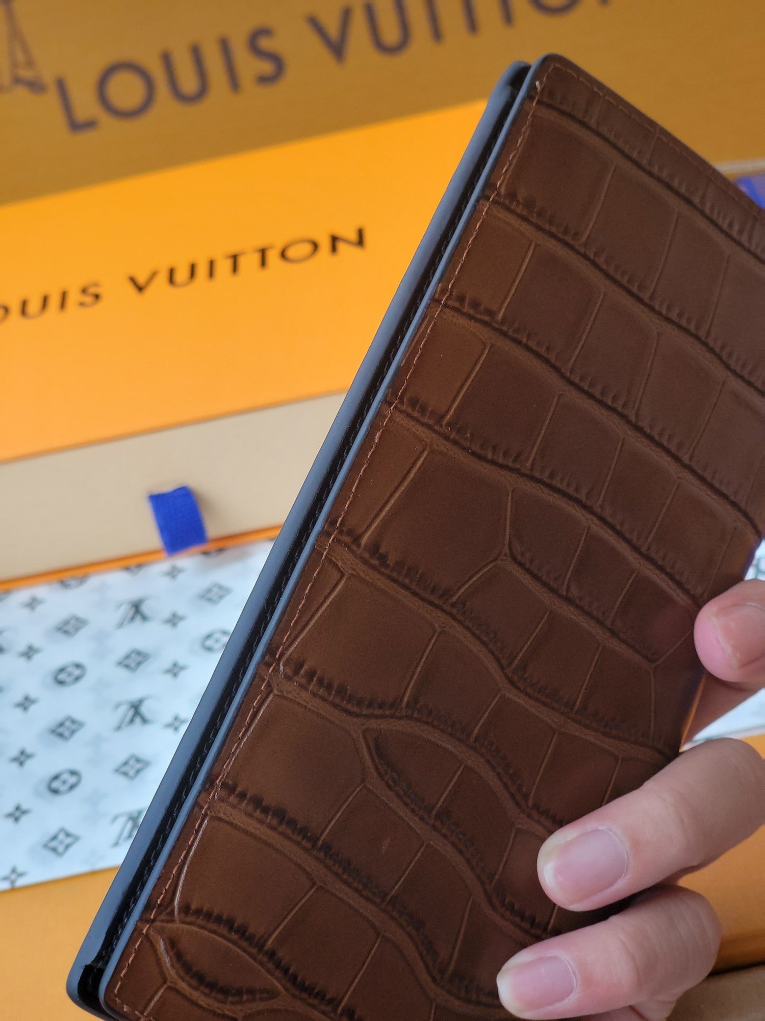 LV M81830 Brazza Wallet Brown Crocodile Leather