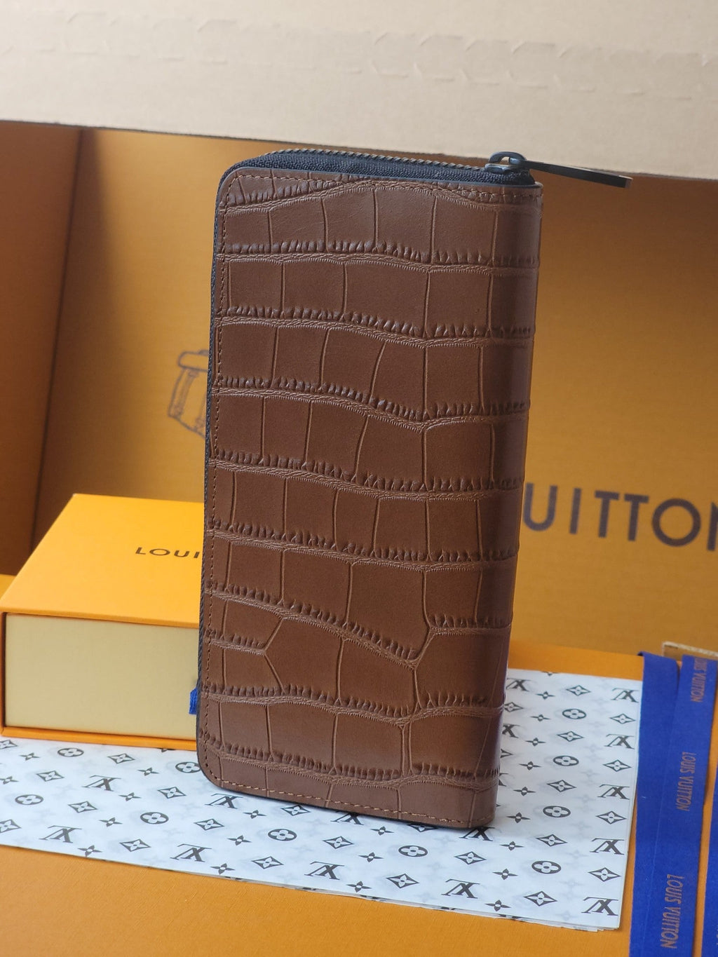 LV M81830Zippy Vertical Wallet  Brown Crocodile Leather (Copy)