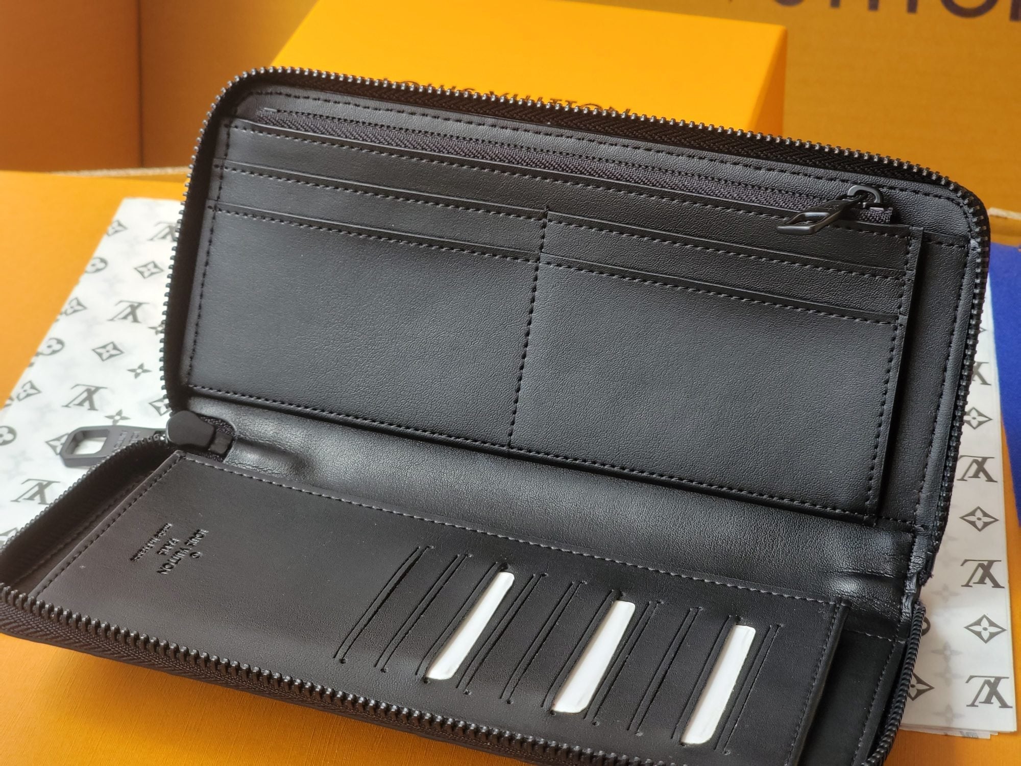 LV M81830Zippy Vertical Wallet  Brown Crocodile Leather (Copy)