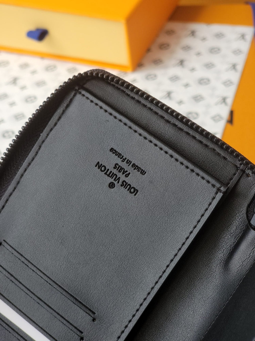 LV M81830Zippy Vertical Wallet  Brown Crocodile Leather (Copy)