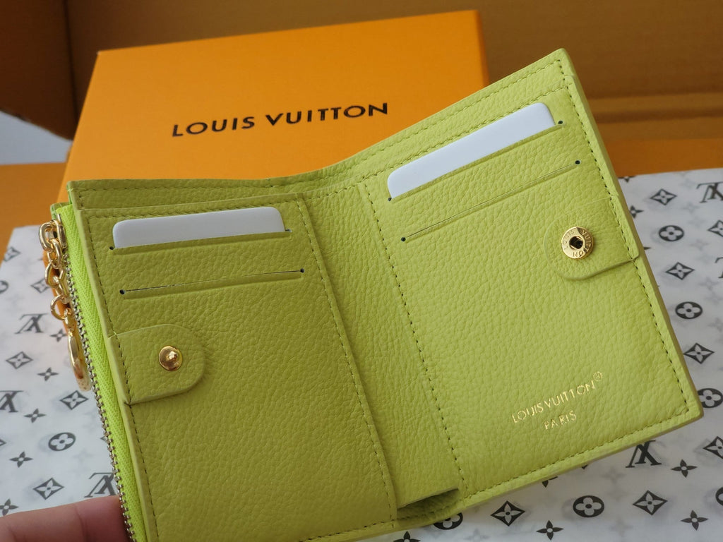 LV M14655 Lisa Wallet Light Green Monogram Embossed cowhide GHW
