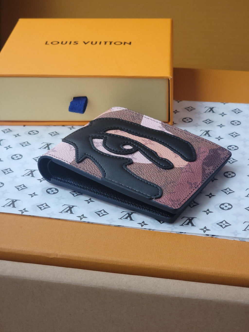 LV M82573 Faces Multiple wallet Brown Monogram Canvas & Cowhide