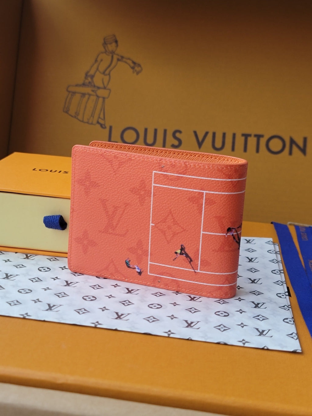 LV Multiple Wallet Featuretiny Sport Scenes Printed Cowhide