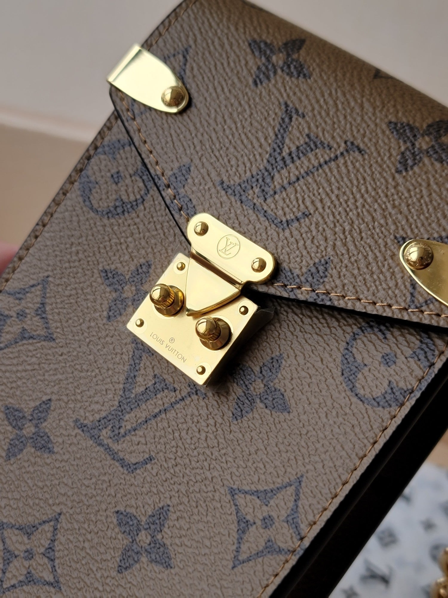 LV Phone Pouch Métis Light Brown Monogram Canvas GHW