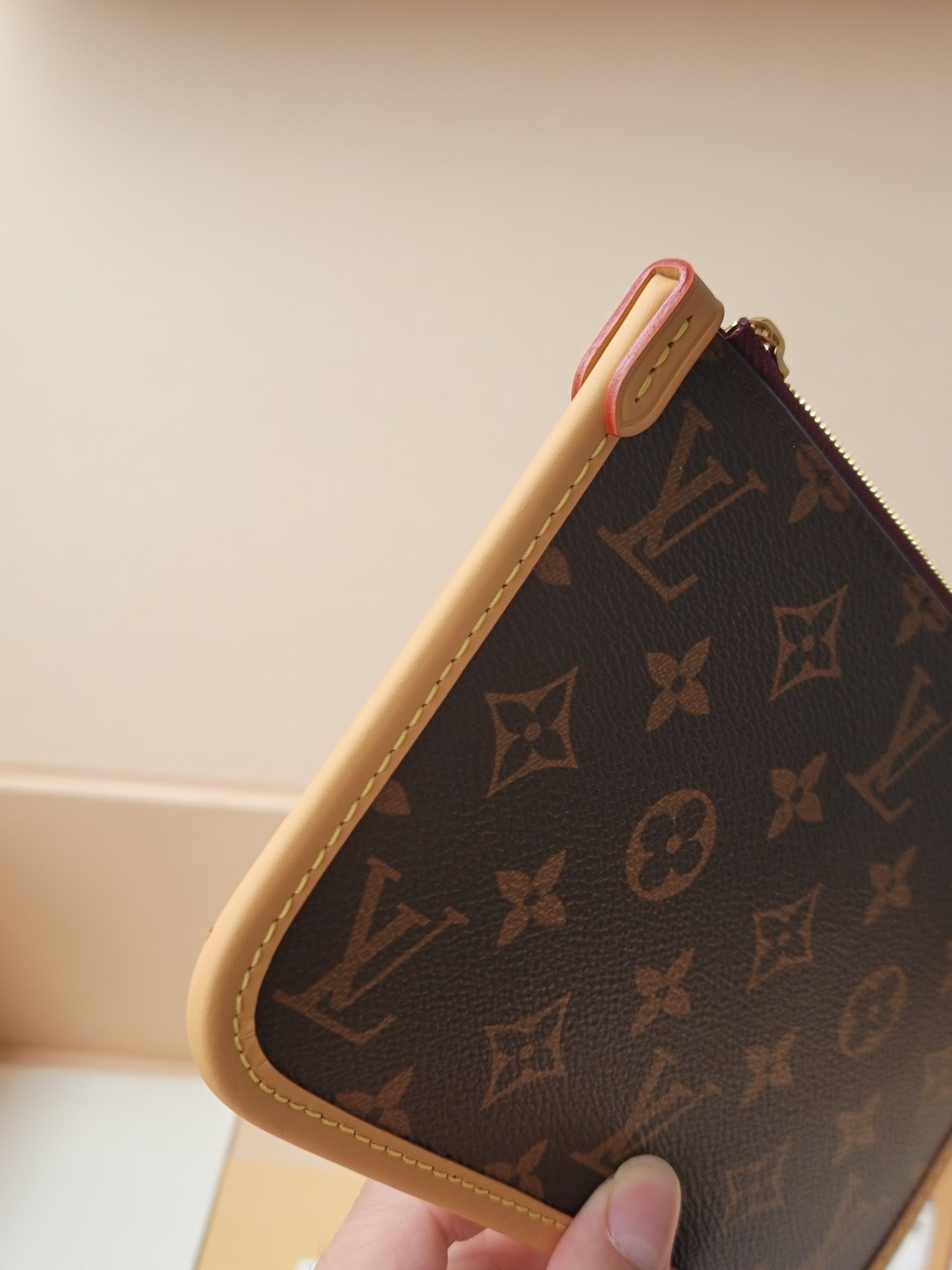 LV M46203 Carryall Pochette Brown Monogram Canvas & Cowhide