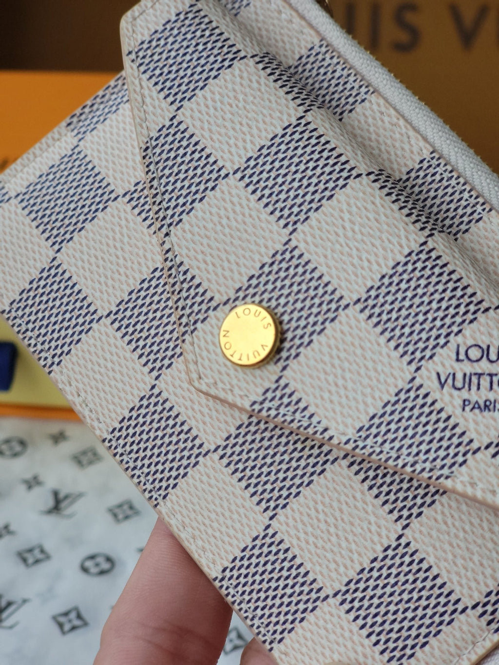 LV Card Holder Recto Verso White Damier Canvas & Cowhide GHW
