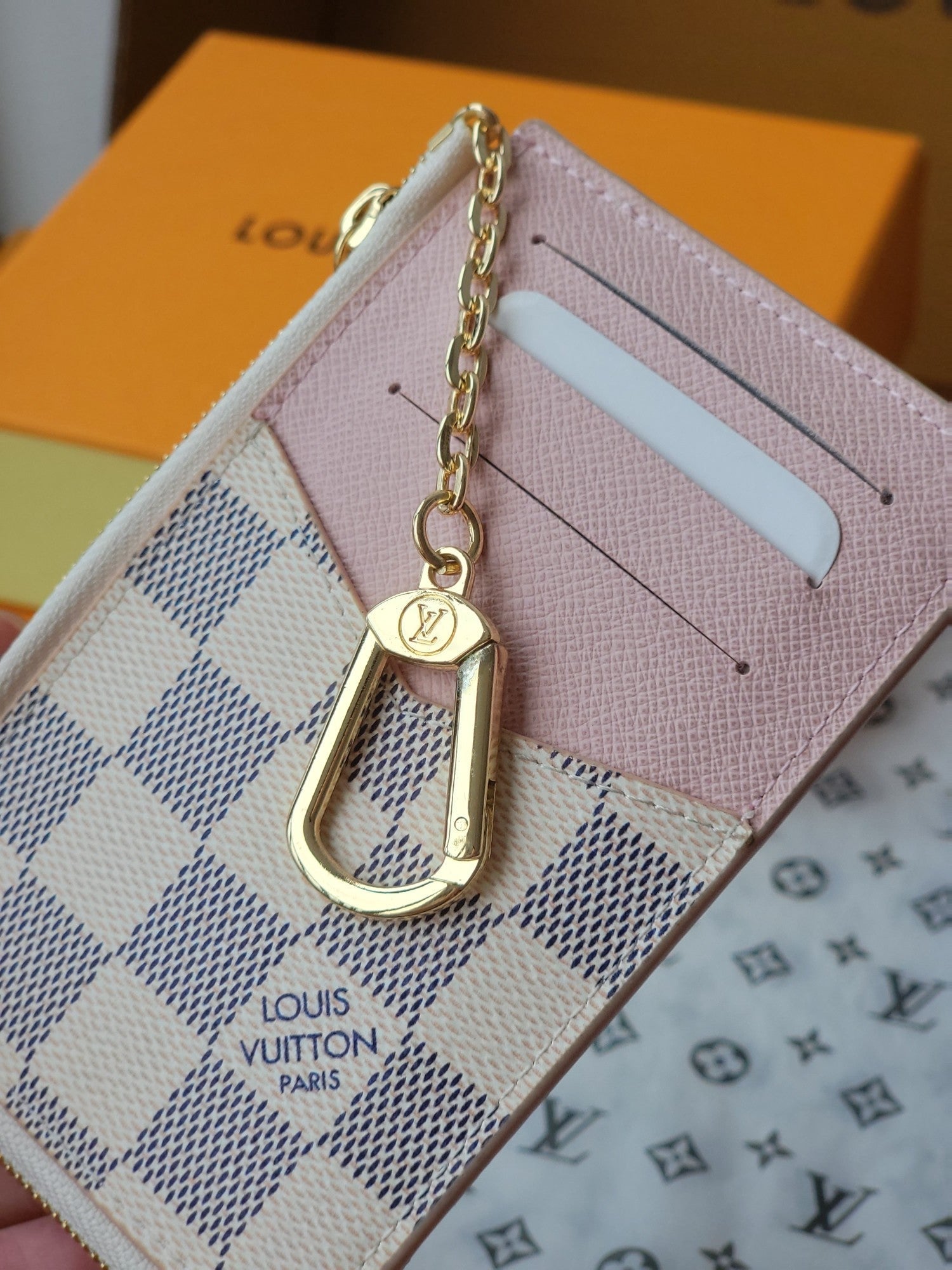 LV Card Holder Recto Verso White Damier Canvas & Cowhide GHW