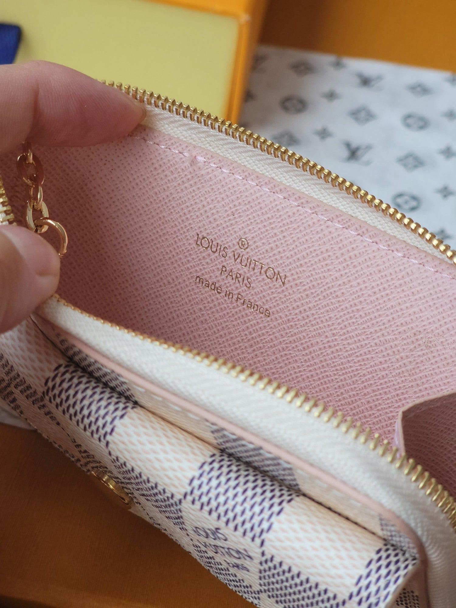 LV Card Holder Recto Verso White Damier Canvas & Cowhide GHW