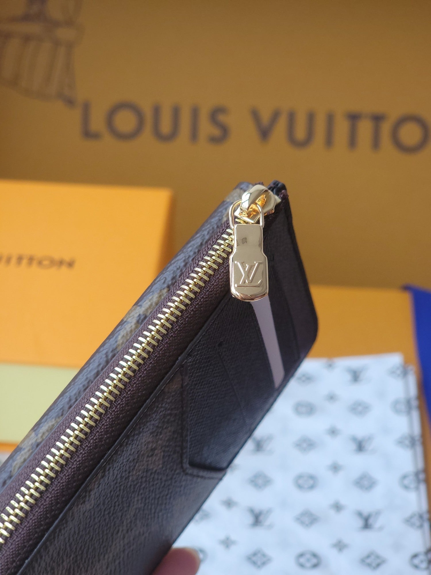 LV Card Holder Recto Verso Brown Monogram Canvas & Cowhide GHW
