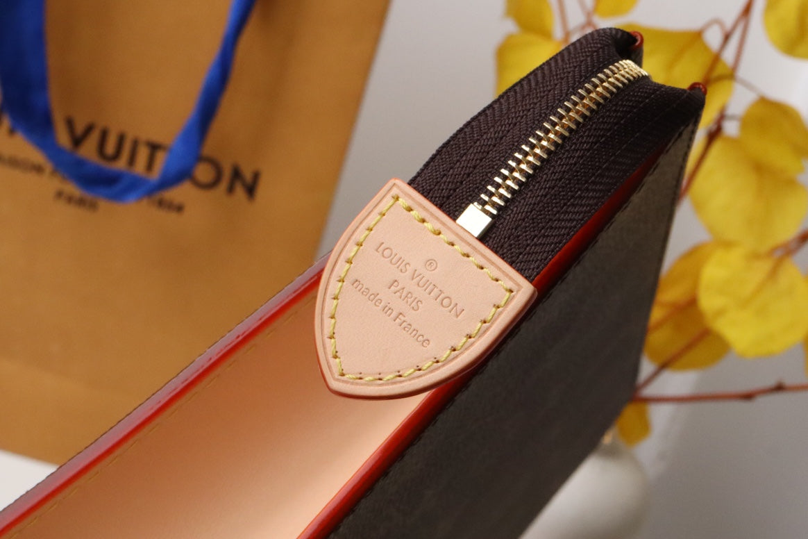 LV M83547 Poche Toilette Brown Monogram Canvas