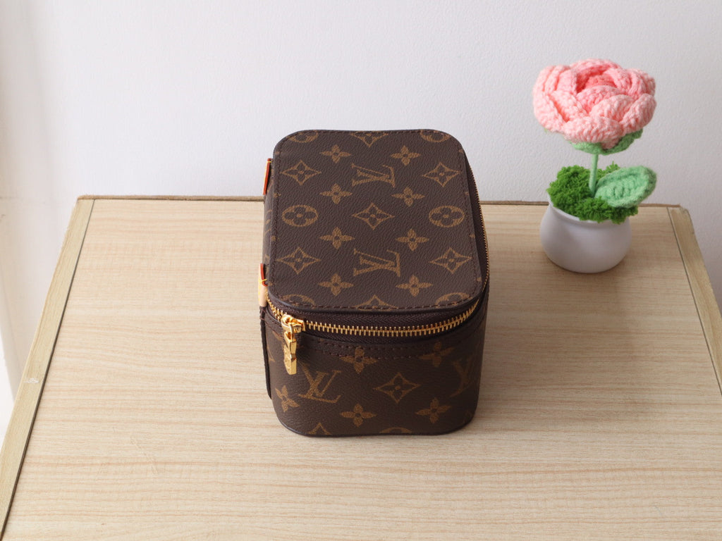 LV M43689 Packing Cube PM Brown Monogram Canvas & Cowhide