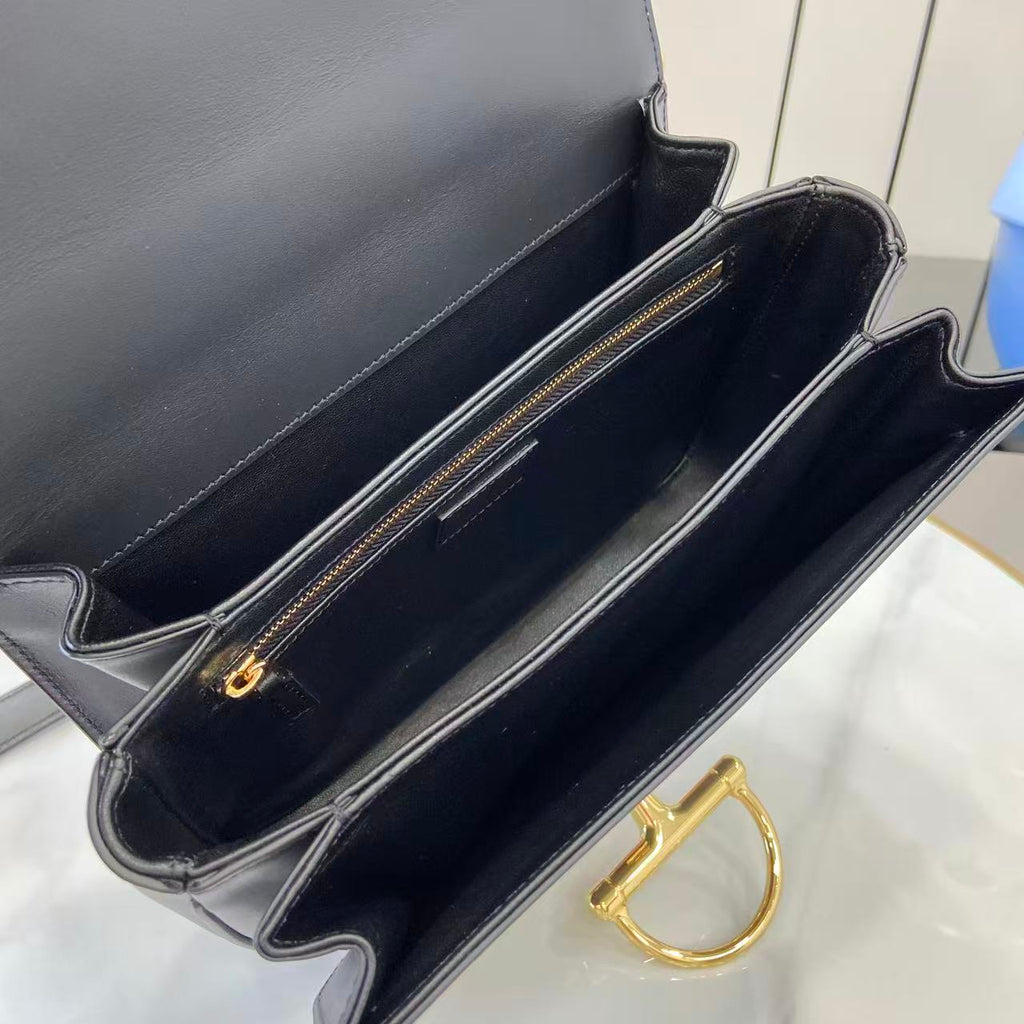 Gucci 25 Siena Bag 22.5cm  Black Gold Leather 292363