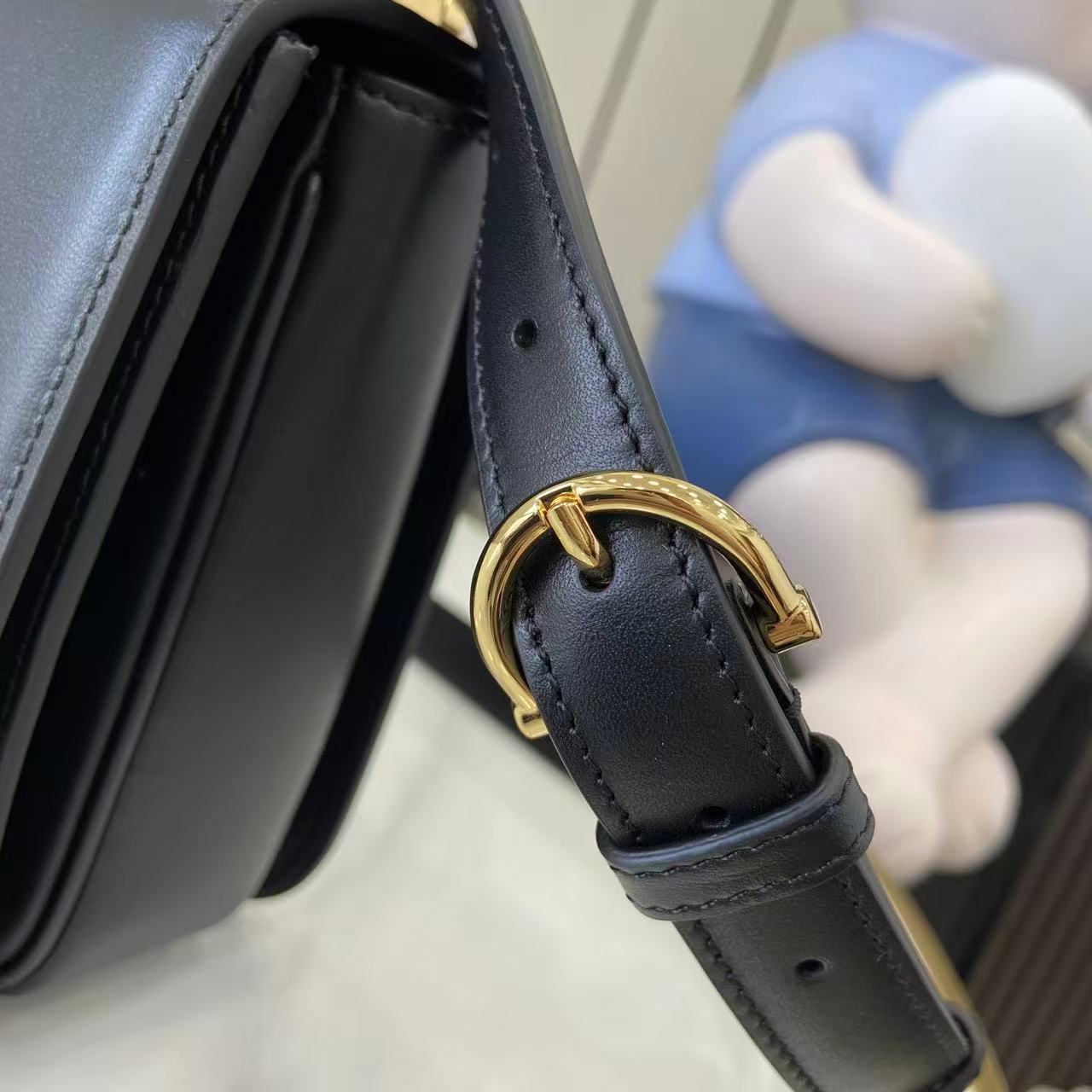 Gucci 25 Siena Bag 22.5cm  Black Gold Leather 292363