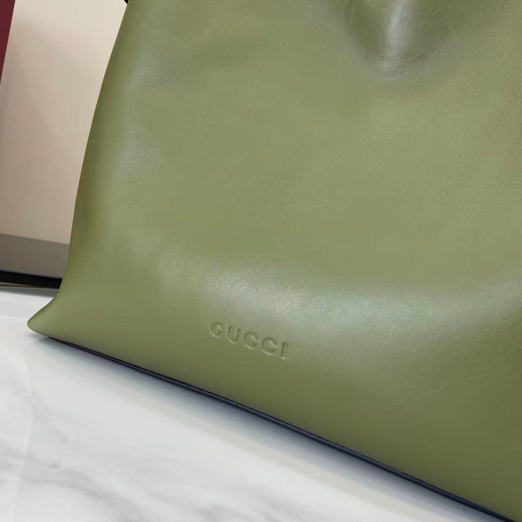 Gucci 25 Beatrix Handbag Green Smooth Cowhide 292565