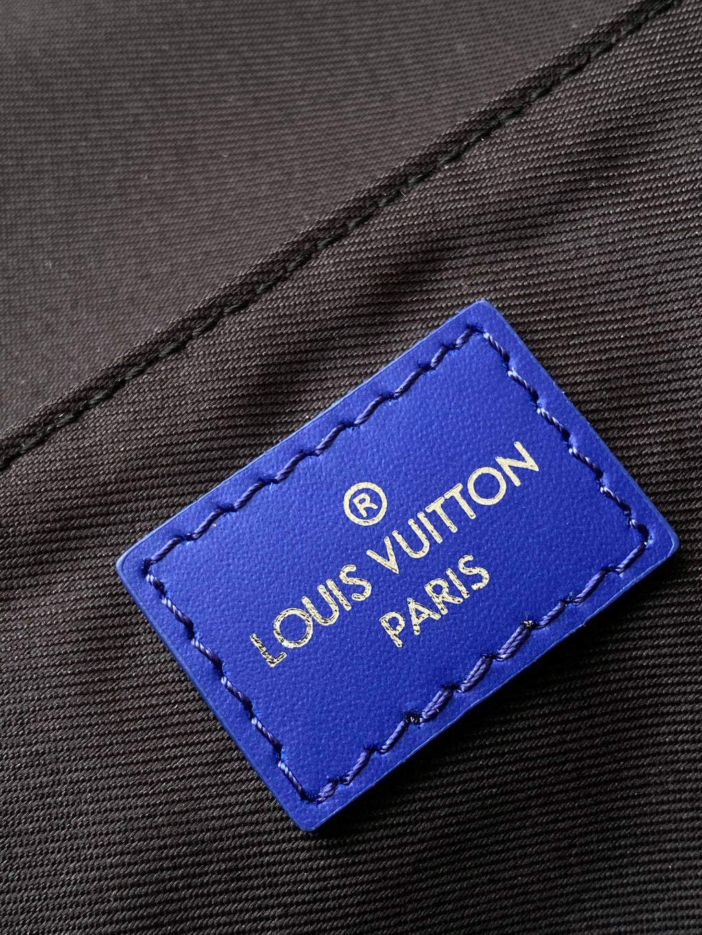 LV N00085 District Messenger Black Indigo Blue Damier Graphite Canvas 268780
