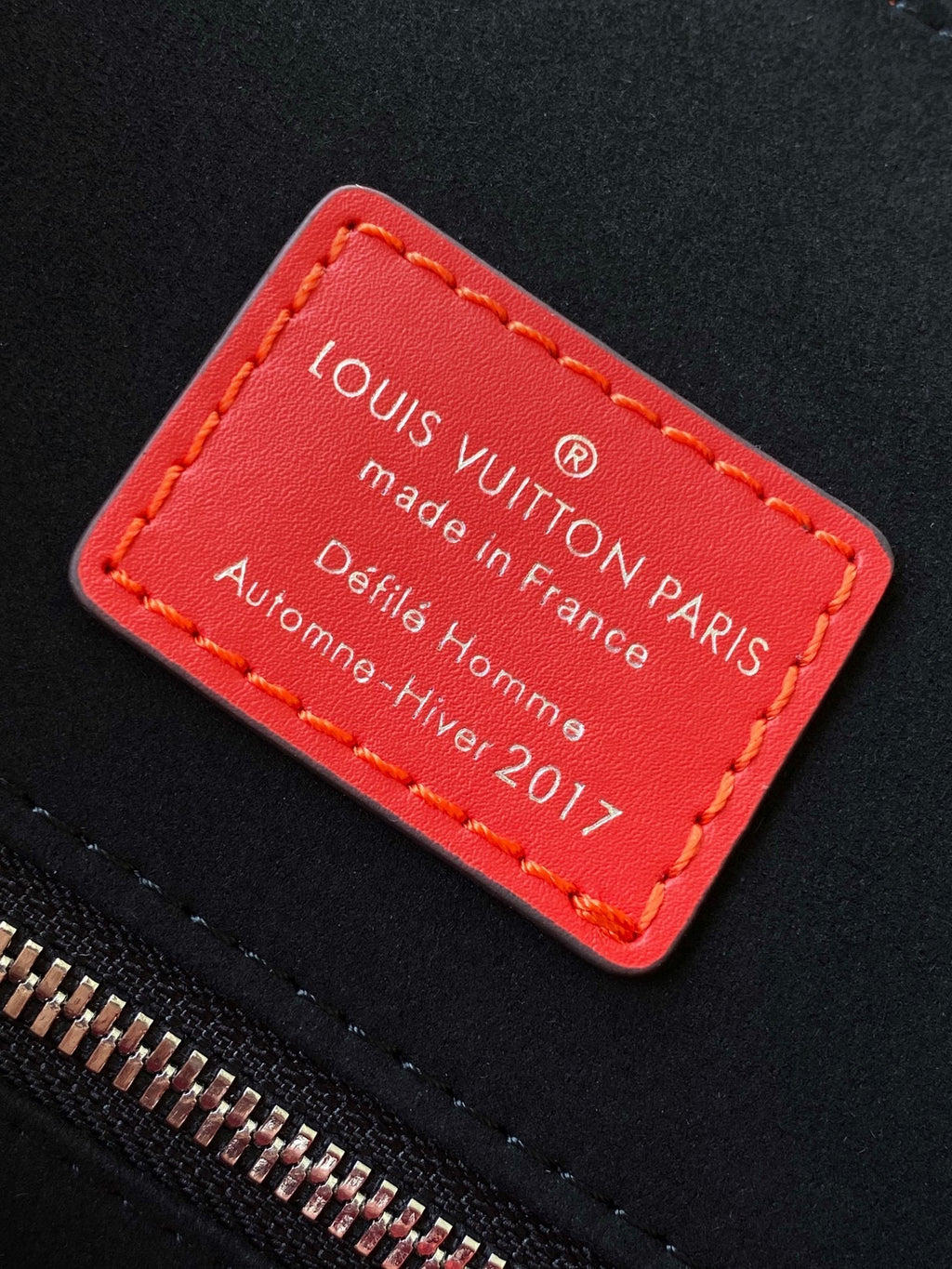 LV x Supreme Christopher Backpack Red Epi XL Cowhide 268773