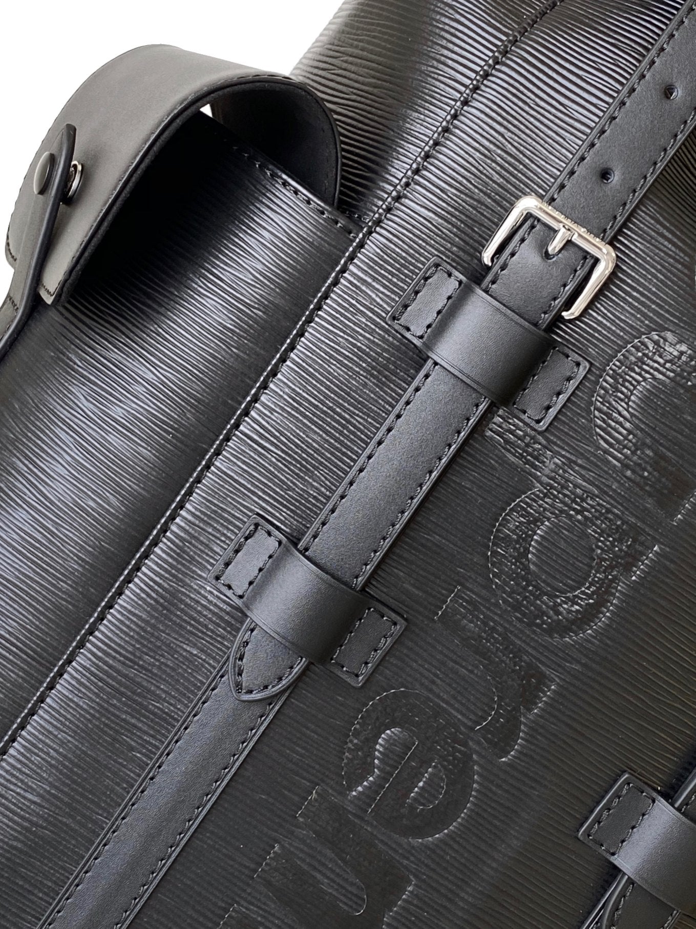 LV M41079 Christopher MM Backpack Black Epi XL Cowhide 268775