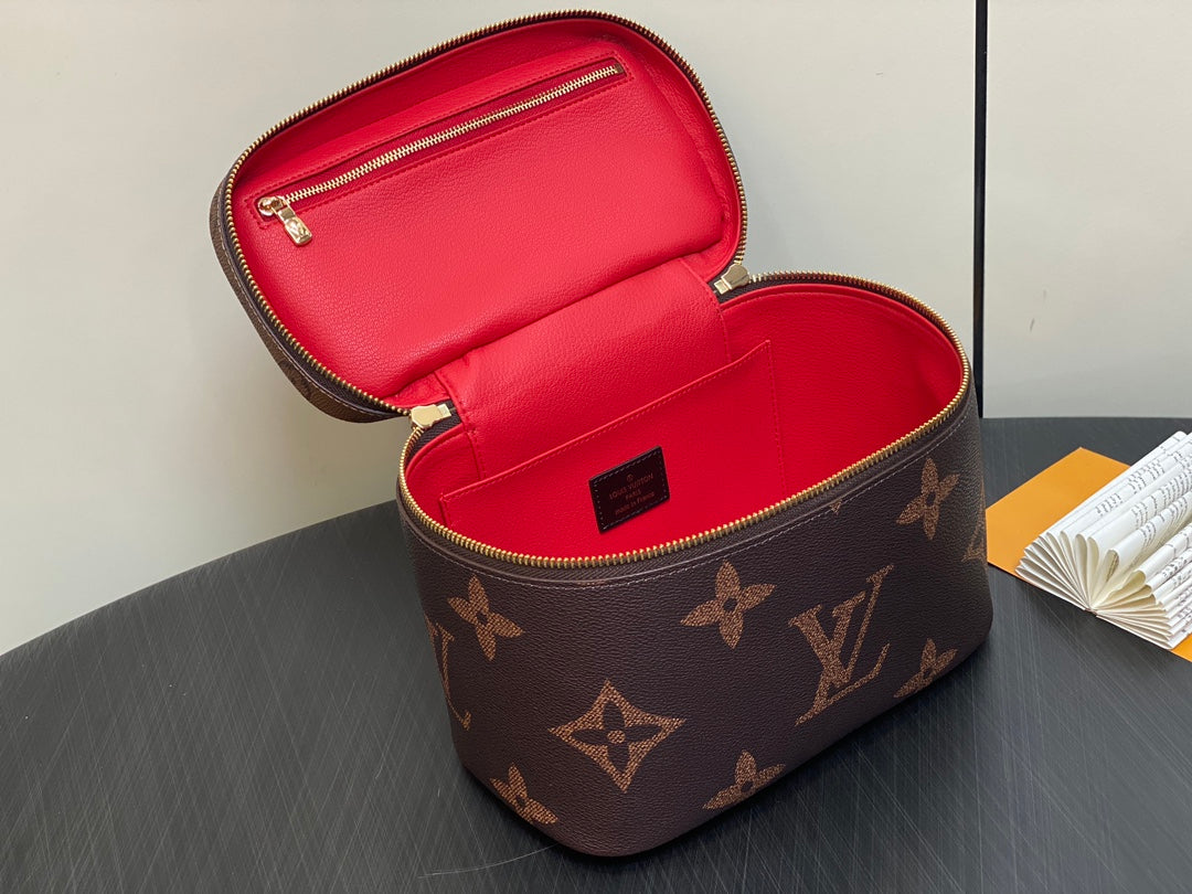 LV Nice BB Bag 24cm Brown Canvas Cowhide 320699