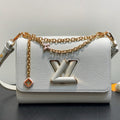 Twist MM Slim 23cm Cream Calfskin