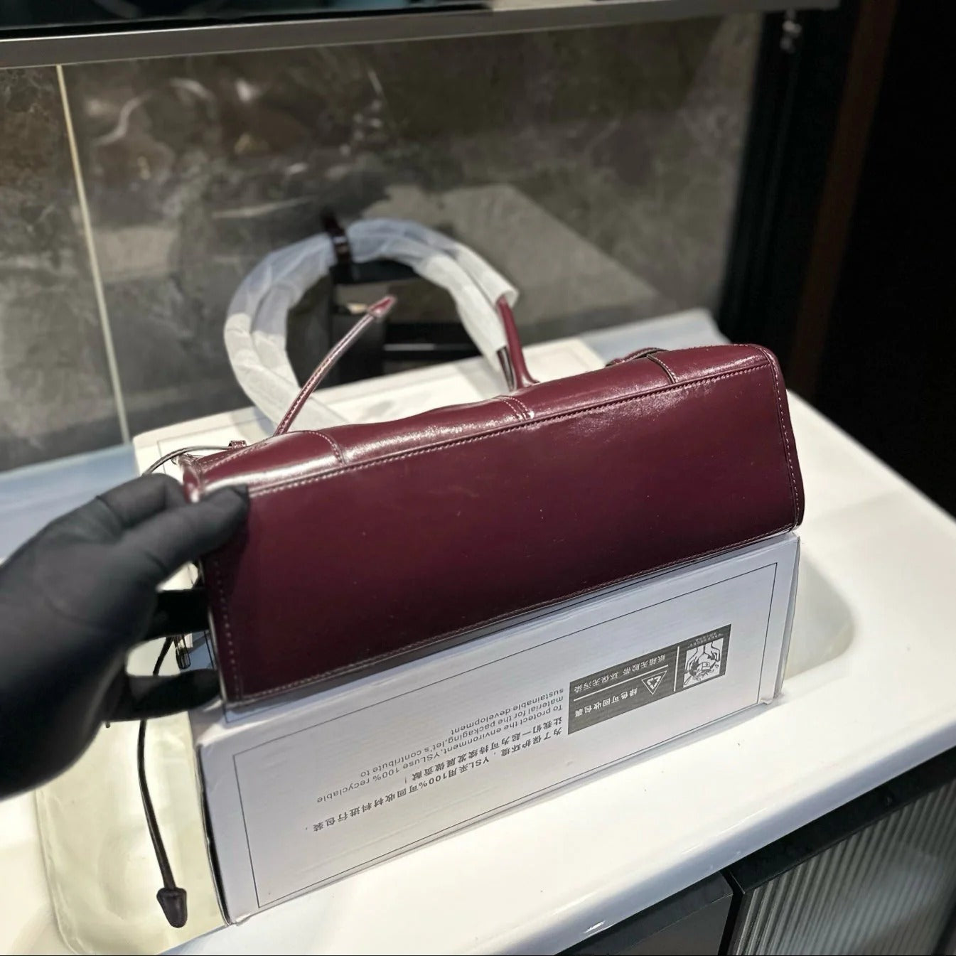 BONNIE SOFT LUX HANDBAG 32 IN BURGUNDY RED PATENT CALFSKIN